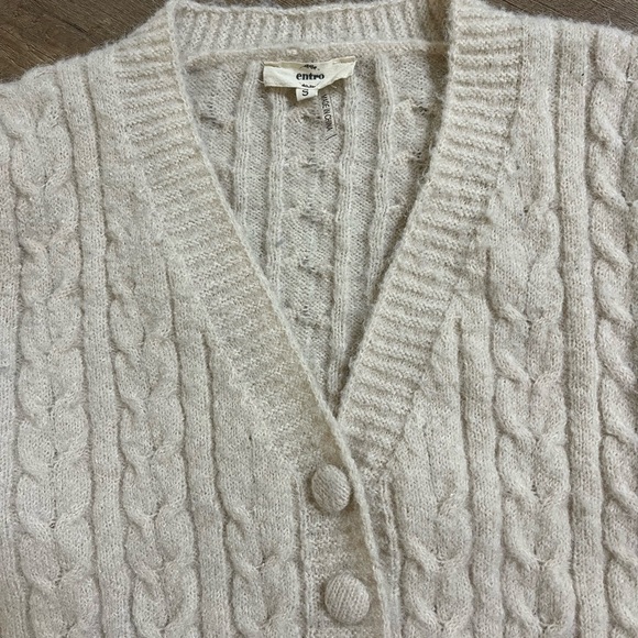 Entro for Anthropologie Cream Cable Knit Cardigan. Small - Picture 2 of 6